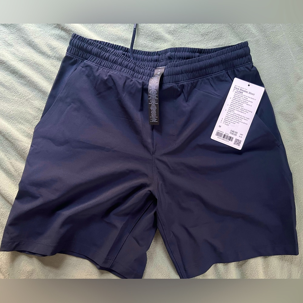 Lululemon Pace Breaker Lined 7” - Men’s size M black